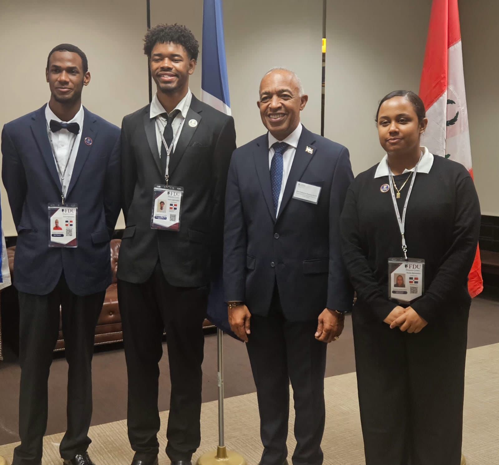 C&oacute;nsul general de la Rep&uacute;blica Dominicana del estado de New Jersey, SR. Jos&eacute; Francisco Santana Suriel, participa en noche diplom&aacute;tica hispana en FAIRLEIGH DICKINSON UNIVERSITY