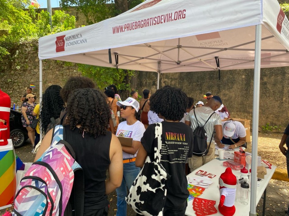 Fundación AHF República Dominicana refuerza el llamado a la prevención y el tratamiento del VIH; ofrece servicios gratuitos de salud en Santo Domingo