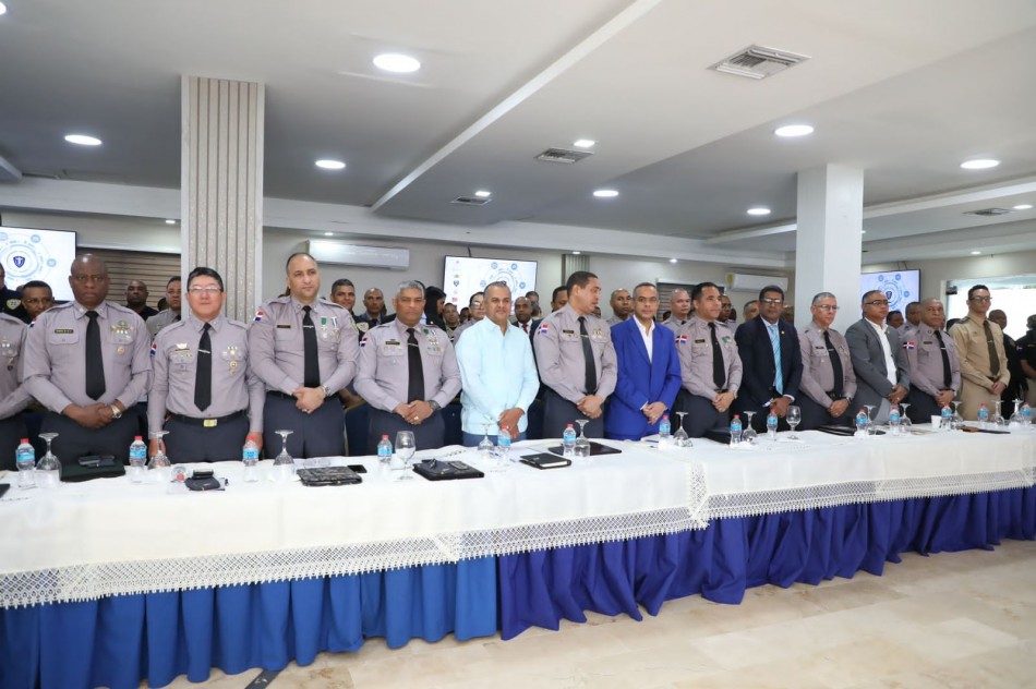 Presidente Abinader encabeza reunión de seguimiento al Plan de Seguridad Ciudadana