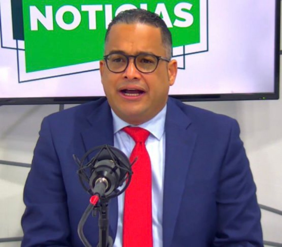 *Julio Horton sale en defensa de su esposa: &ldquo;Su carrera diplom&aacute;tica ha sido en base al m&eacute;rito profesional&rdquo;*