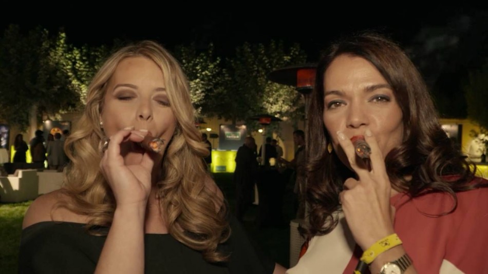 Las mujeres y los puros ya no son antagónicos. Acuden a los cigar club y a los eventos de conocedores ávidas por aprender más de este mundo