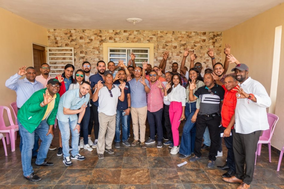 Comisi&oacute;n del equipo pol&iacute;tico de Omar Fern&aacute;ndez, fortalece su presencia en territorio nacional*