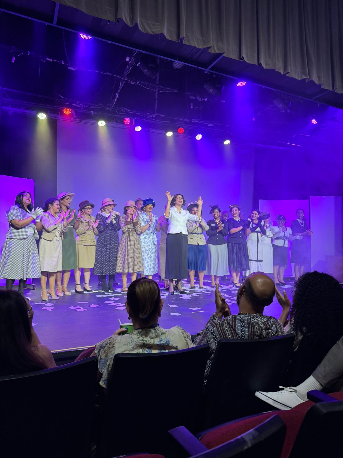 Éxito rotundo en la premiere de la obra "El primer voto de la mujer dominicana 1942" en Casa de Teatro