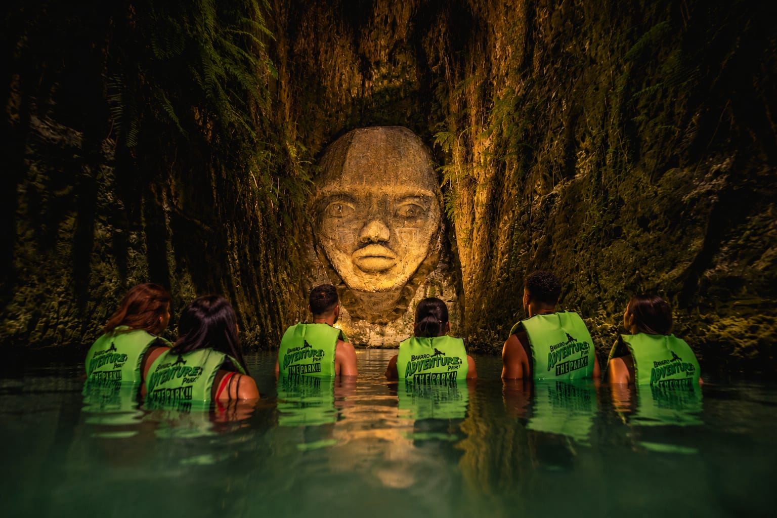B&aacute;varo Adventure Park presenta Sacred River at Night: Magic Mystic Memories