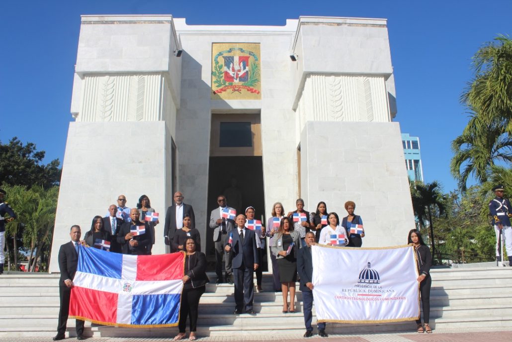 Ayuntamiento de SDE conmemora 206 aniversario del natalicio de S&aacute;nchez 