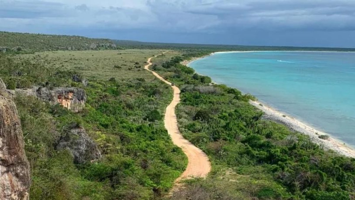 Frente Amplio celebra fallo del TSA que protege límites del Parque Nacional Jaragua