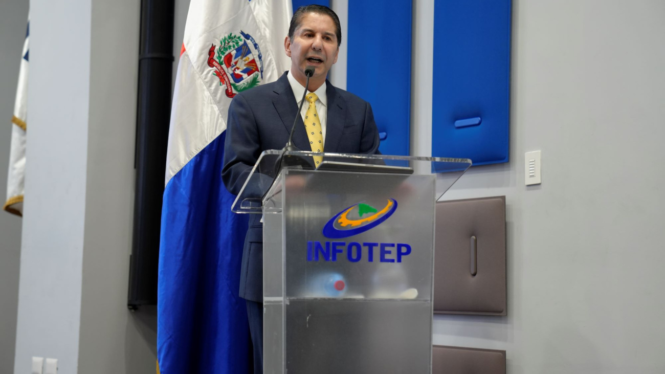 INFOTEP impulsar&aacute; capacitaci&oacute;n para la industria 4.0 junto a la Oficina T&eacute;cnica Provincial de Hermanas Mirabal