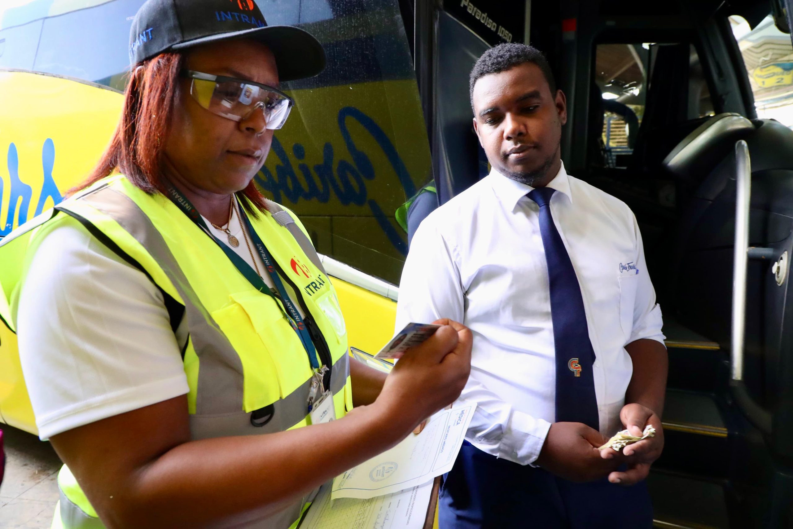 Intrant realiza 8,000 inspecciones vehiculares en operativo Restauraci&oacute;n 2025