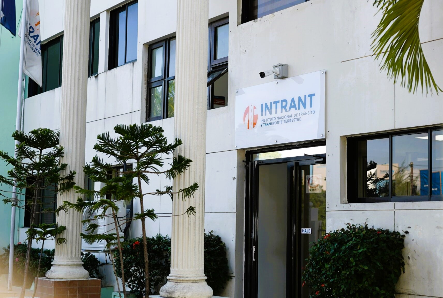 Programa &ldquo;Parqu&eacute;ate Bien&rdquo; continuar&aacute; regulando los estacionamientos en beneficio de la movilidad
