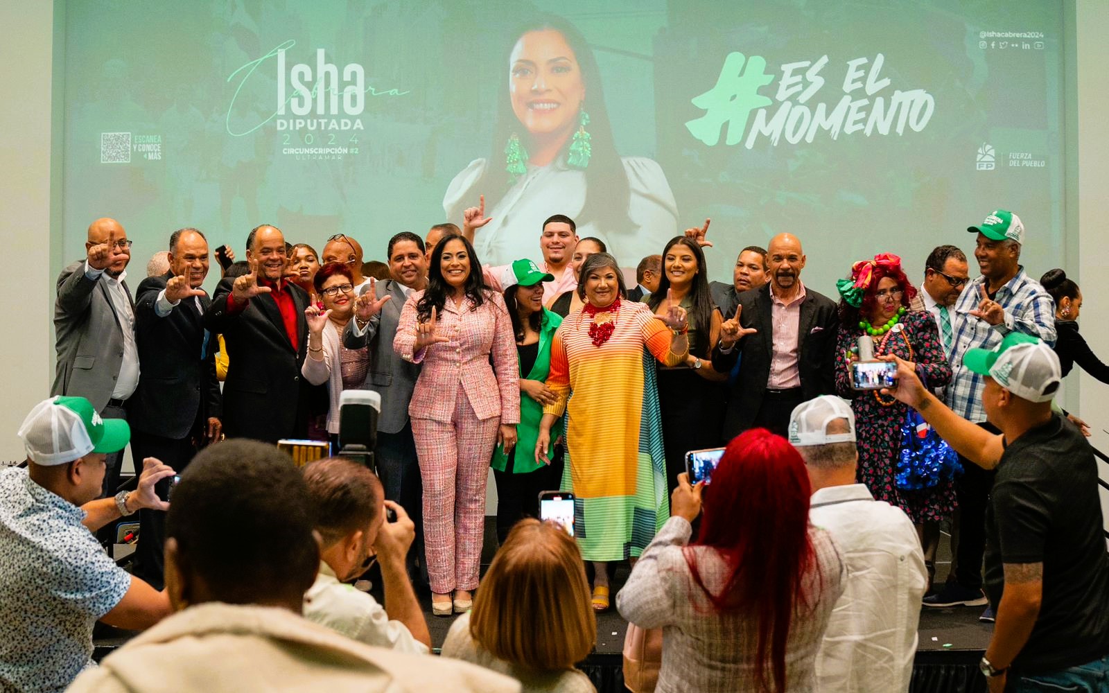 Isha Cabrera lanza candidatura a diputada por Ultramar con el lema "Es el momento"