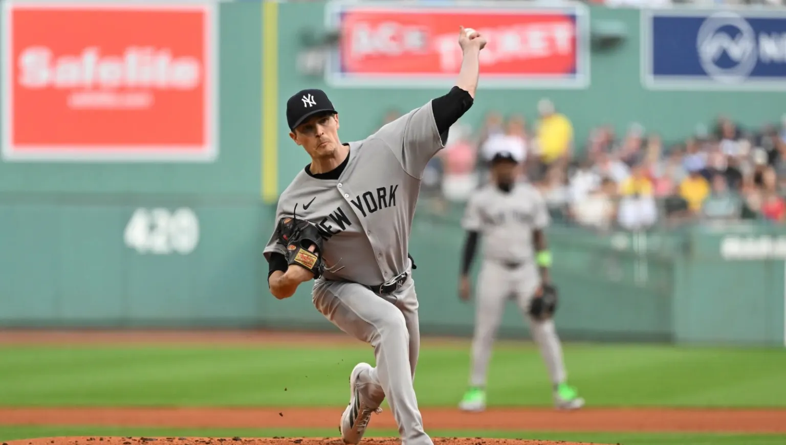 Yankees empatan con Toronto en el primer lugar de la Divisi&oacute;n Este de la Liga Americana