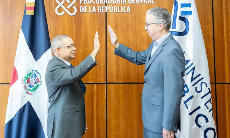 Designan a An&iacute;bal Carela titular de la Procuradur&iacute;a de Sistema El&eacute;ctrico