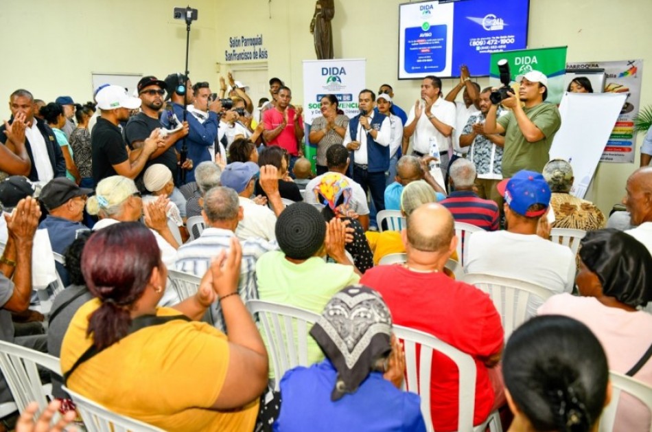 Cientos de personas de Capotillo fueron beneficiadas con la Ruta &ldquo;&iexcl;Ya No Est&aacute;s Solo: DIDA Contigo!&rdquo;