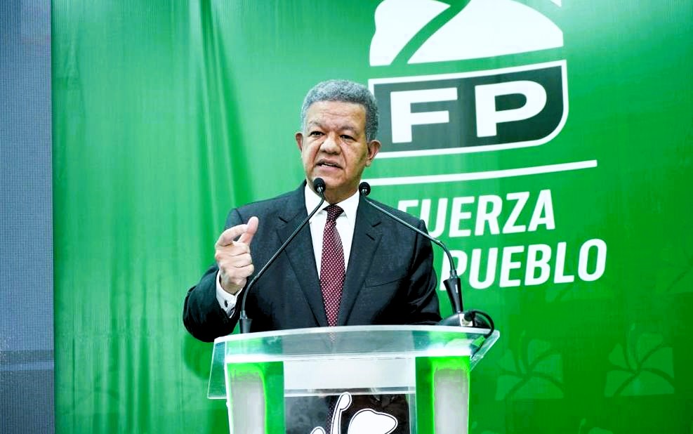 Leonel Fern&aacute;ndez afirma el 2023 ha sido el peor a&ntilde;o para la econom&iacute;a