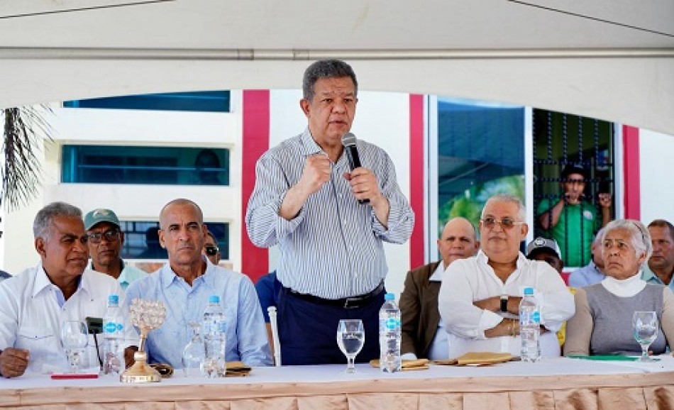 Leonel dice gestionar&aacute; para que DR-CAFTA beneficie a arroceros