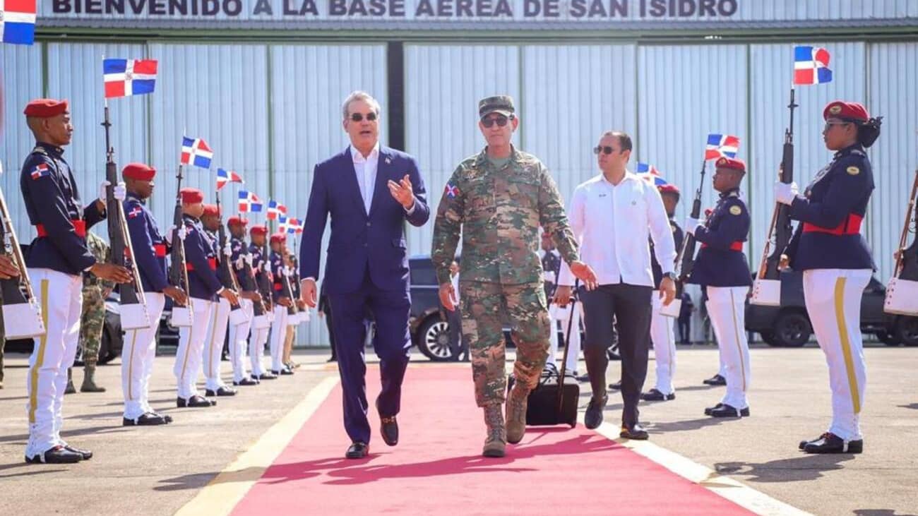 Presidente Abinader sale hacia Belice para participar en la LVll Cumbre de Jefes de Estado y de Gobierno del SICA