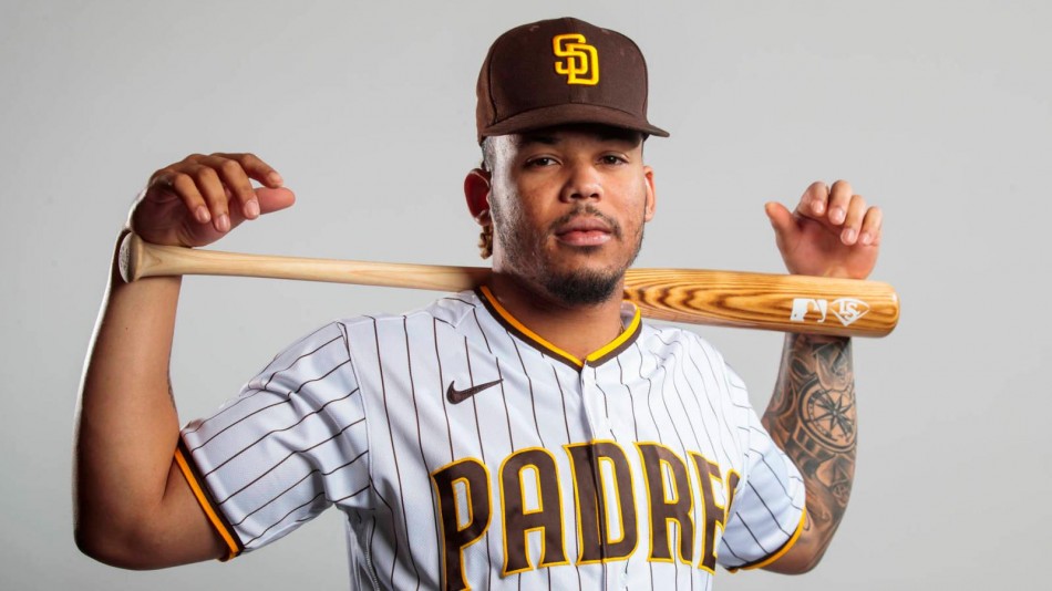 Estrellas Orientales reciben al catcher Luis Campusano