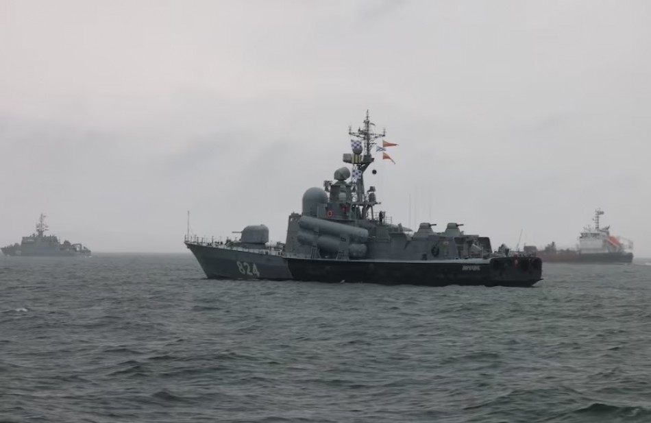 Armada Rusia inicia maniobras militares a gran escala en mares