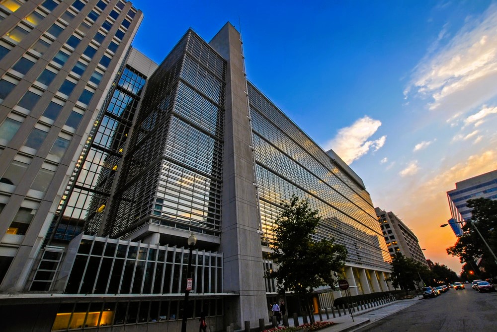 Banco Mundial retoma recomendaciones a RD ante "situaci&oacute;n fiscal desafiante"