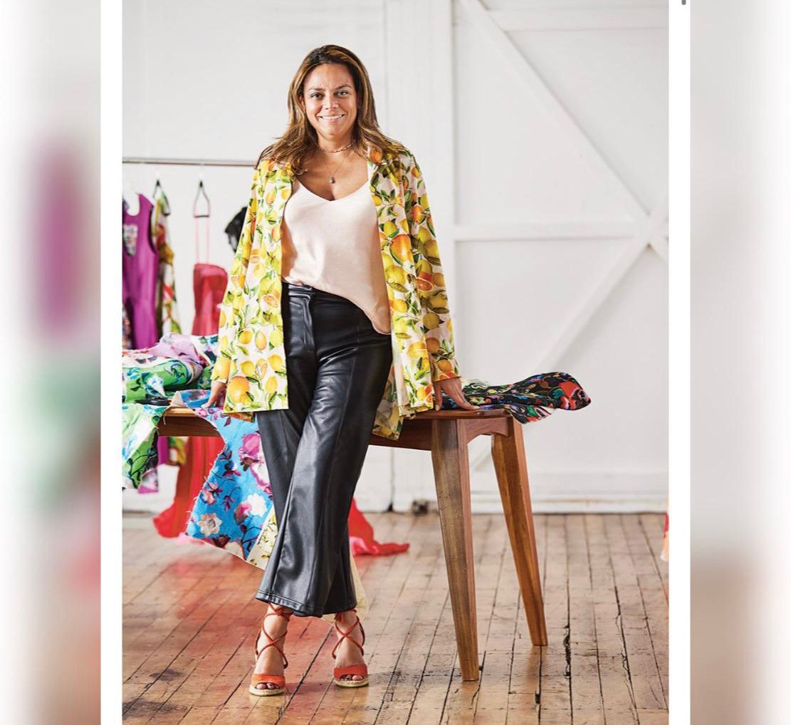 Dise&ntilde;adora Melina Cortes-Nmili, primera latina que participa en &ldquo;Gala de Terciopelo&rdquo;