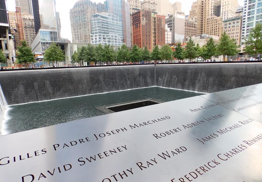 Nueva York conmemora a v&iacute;ctimas del 11 de septiembre a 25 a&ntilde;os del ataque