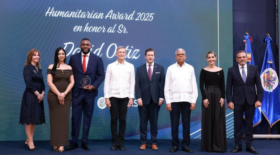 David Ortiz recibe el &laquo;Humanitarian Award 2025&raquo; por su labor con la ni&ntilde;ez