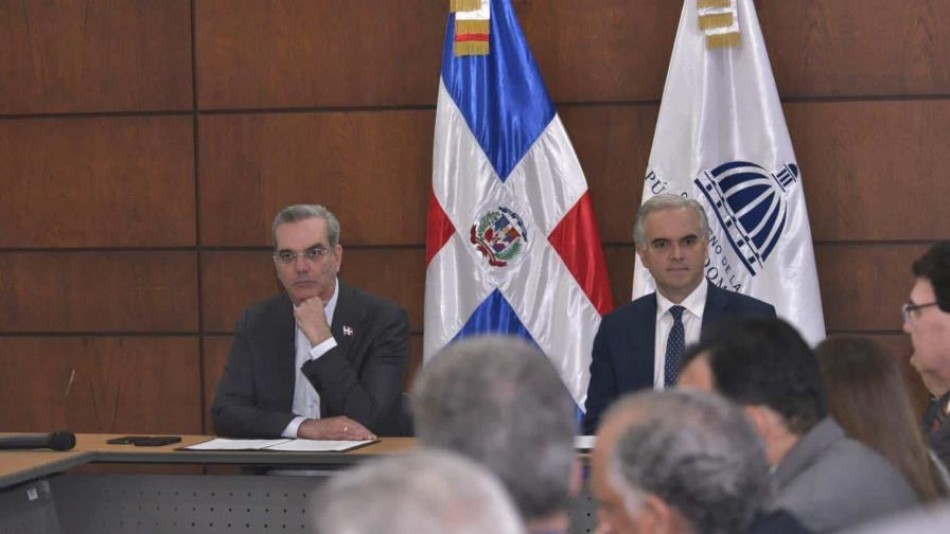 Once nuevos aumentos salariales deben realizarse entre este diciembre y agosto del 2024