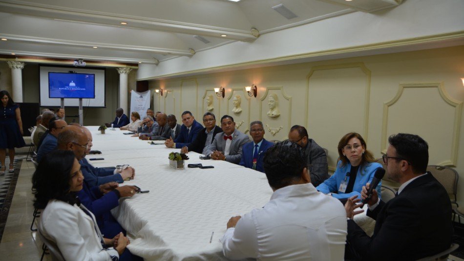 Oficina de Enlace Cristiano del Poder Ejecutivo realiza primera reuni&oacute;n de trabajo del a&ntilde;o con el Consejo Nacional de Obispos