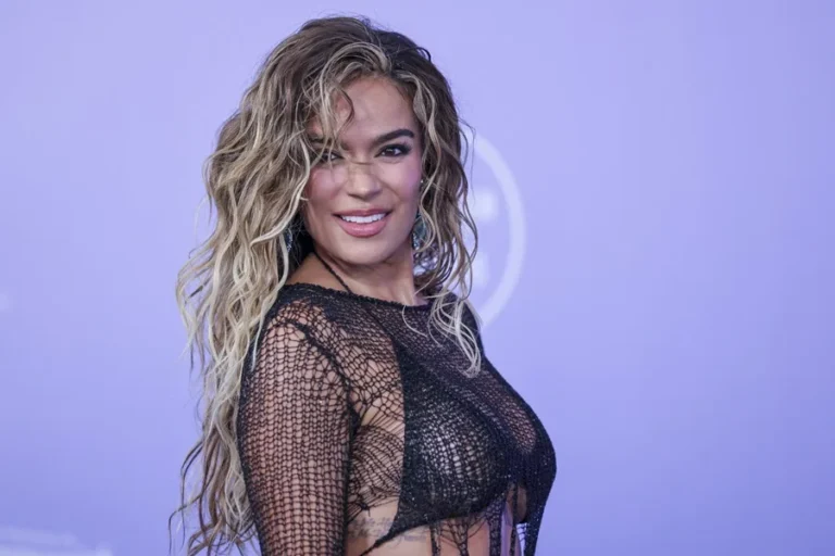 Karol G anuncia nuevo disco, &lsquo;No me arrepiento de sentir tanto&rsquo; para el 7 de agosto