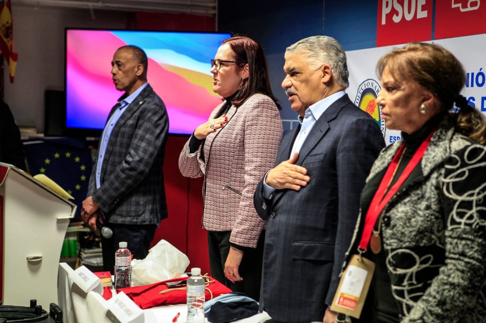 Miguel Vargas anuncia elecci&oacute;n de Janet Camilo como presidenta mundial de la Internacional Socialista de Mujeres