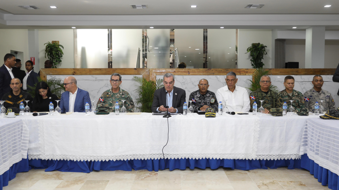Abinader encabeza reuni&oacute;n de seguimiento al Plan de Seguridad Ciudadana