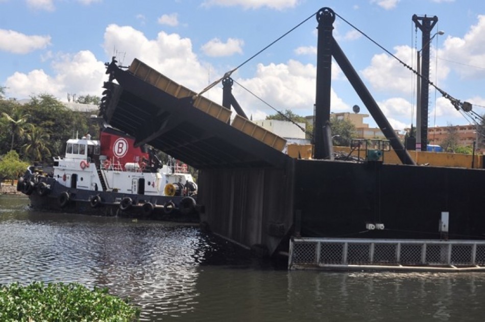 Puente flotante de Sto. Domingo estará cerrado hasta este martes
