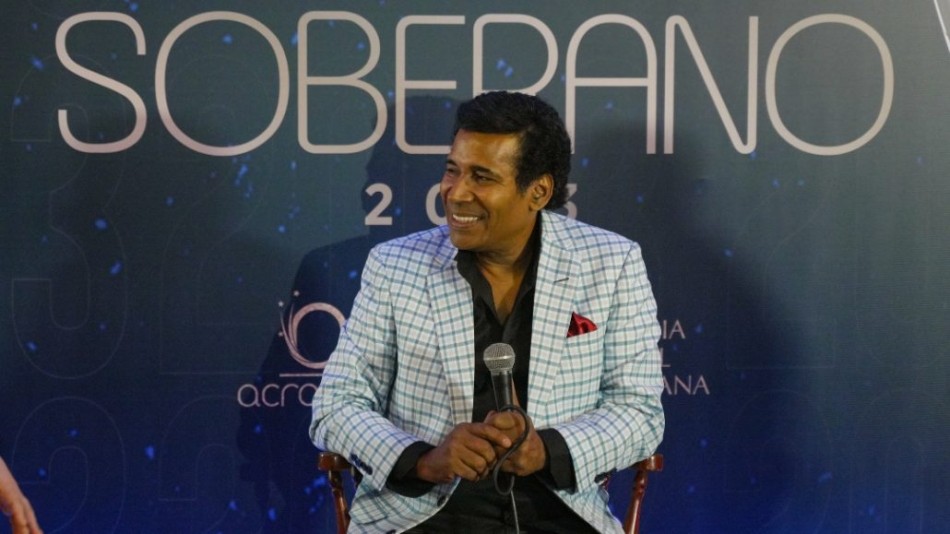 Julio Sabala emocionado  con presentar Premios Soberano 2023