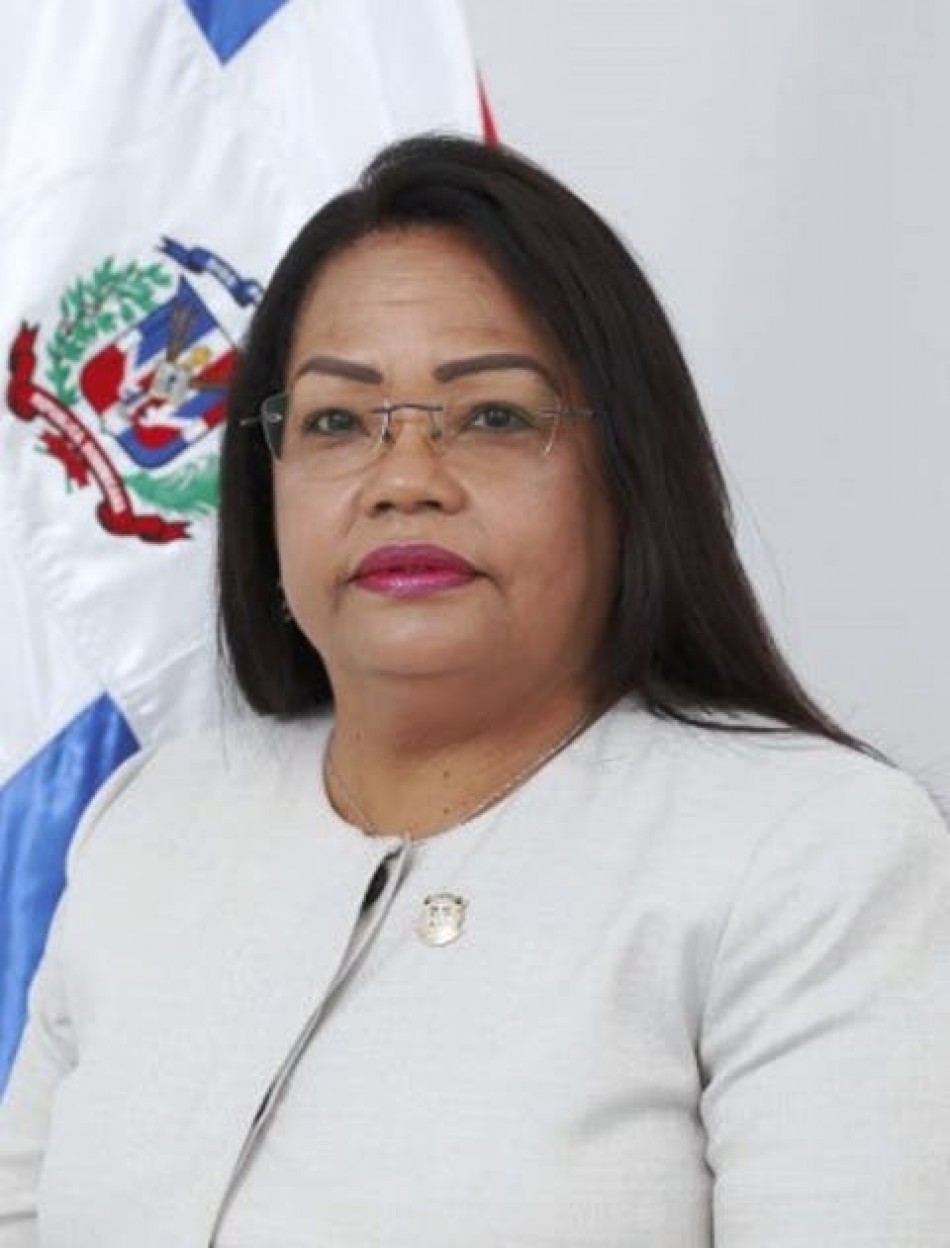 Servia Iris Familia: &ldquo;Los anhelos de Pe&ntilde;a G&oacute;mez se est&aacute;n materializando en gobierno del Cambio