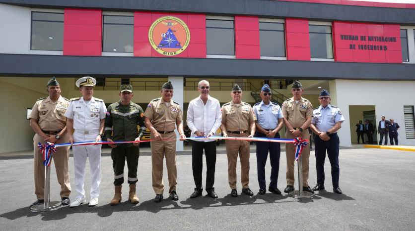 Presidente  Luis Abinader inaugura moderna sede del CEMED 