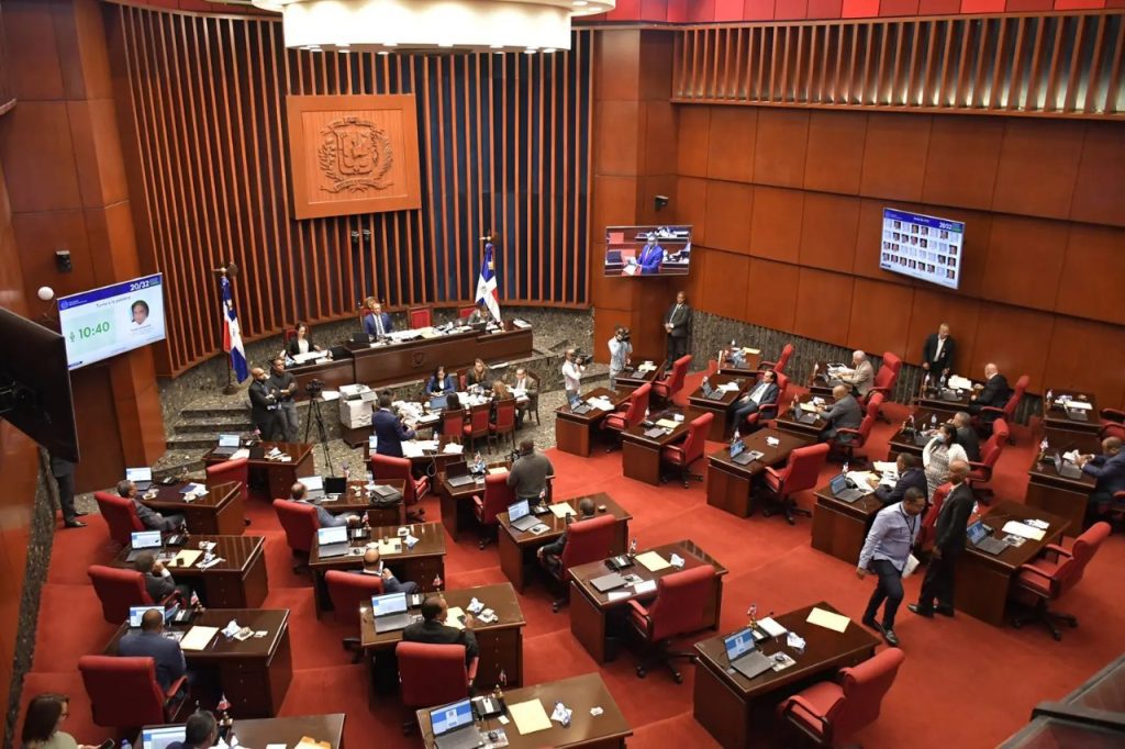 Senado establece la primera lectura mediante la Ley de Fideicomiso P&uacute;blico