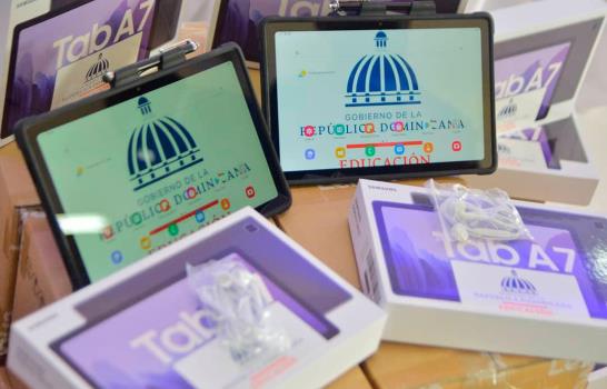 Empresa de tabletas demanda a Educaci&oacute;n