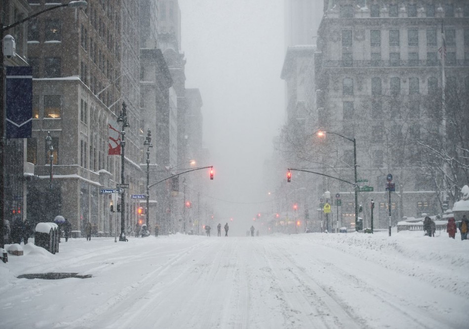 Autoridades de EE.UU emite alerta de viaje en tres estados por posibles lluvias heladas y nieve