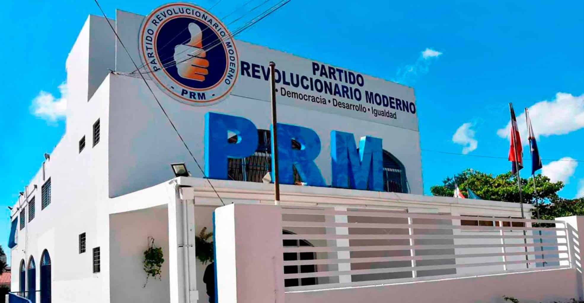PRM juramenta 23 alcaldes de oposici&oacute;n; PRD y PLD sangran por la herida con 20 ediles