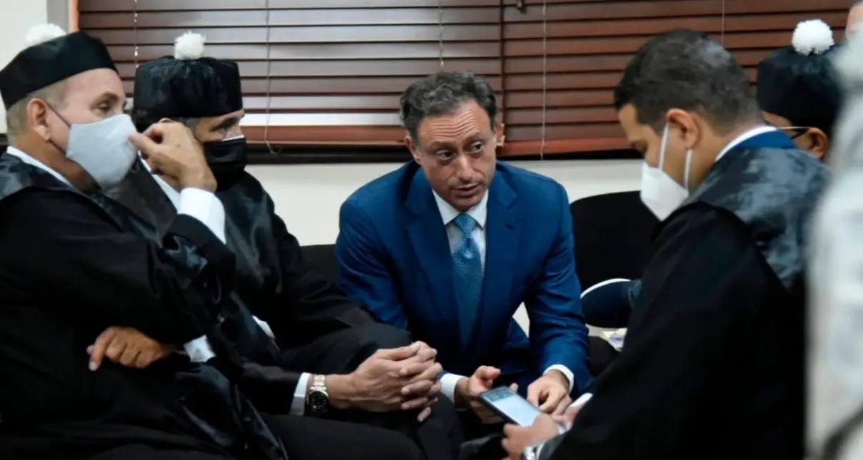 Abogados exprocurador tildan de falsas supuestas pruebas del MP