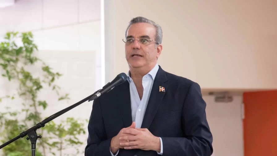 Abinader conforma su equipo de campa&ntilde;a para elecciones 2024