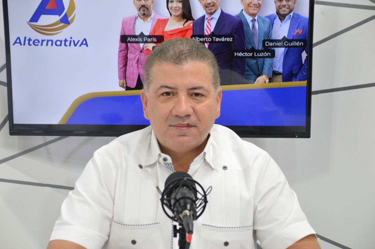 C&eacute;sar Fern&aacute;ndez: &ldquo;No hay forma de que Abinader se reelija&rdquo;; FP presentar&aacute; coalici&oacute;n el 5 de junio