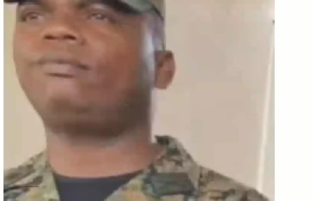 Ej&eacute;rcito detiene e interroga jefe de seguridad Ayuntamiento de Hig&uuml;ey tras amenazas