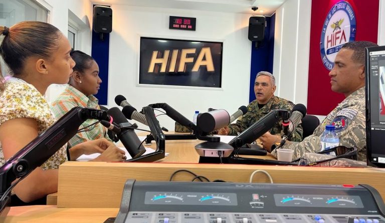 Fuerzas Armadas dominicanas recibir&aacute;n oficiales del Comando Sur EE.UU.