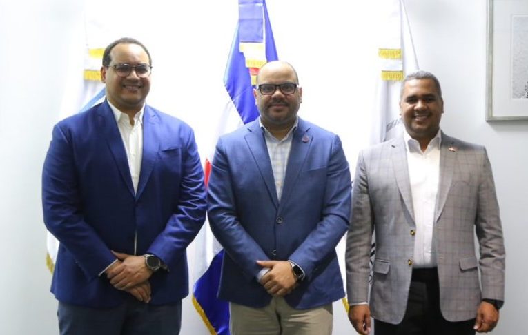 Entidades a&uacute;nan esfuerzos para mejoras en las notificaciones del sector el&eacute;ctrico 