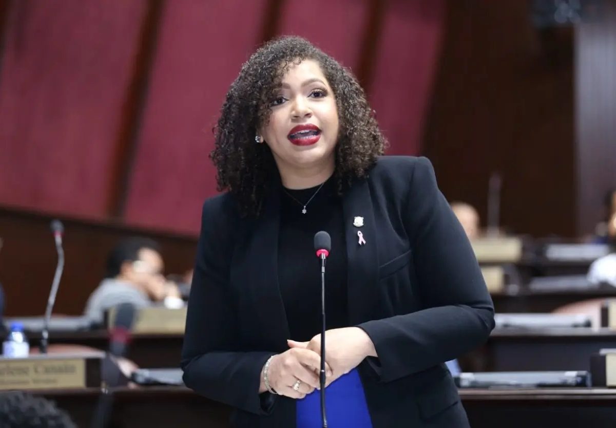 Juliana Oneal indignada por ataques en su contra