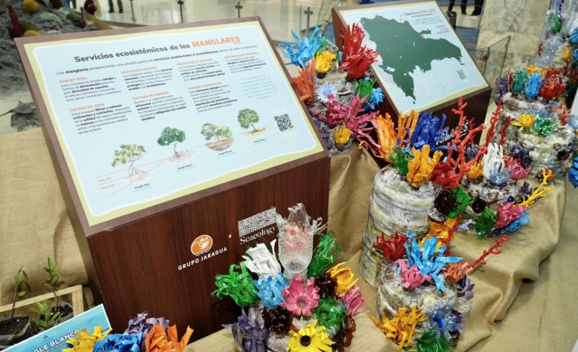 Medio Ambiente promueve en la Feria del Libro preservaci&oacute;n de ecosistemas costeros y marinos