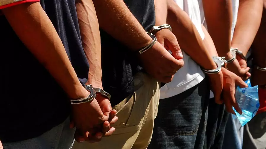 RD entrega a EE.UU. tres boricuas vinculados a una masacre en Puerto Rico