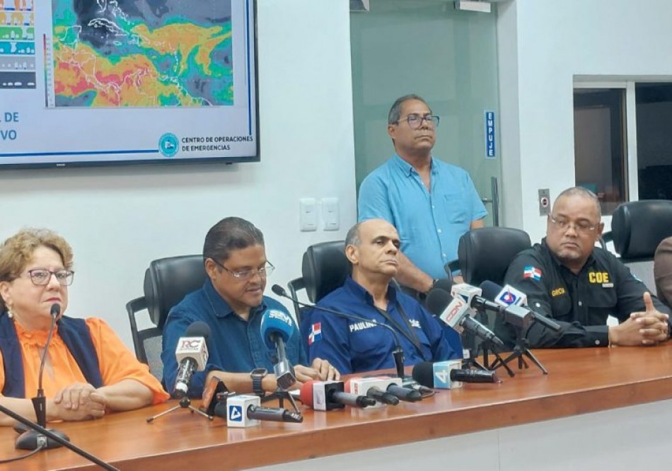 Director del COE pide a la poblaci&oacute;n no descuidarse ante posibles inundaciones