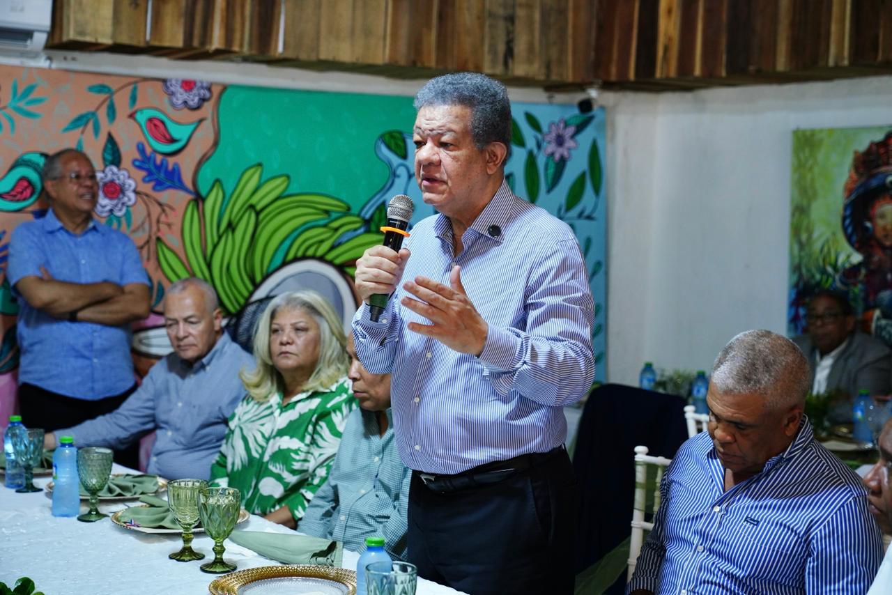 Leonel Fernández tilda al Gobierno de “tramposo”